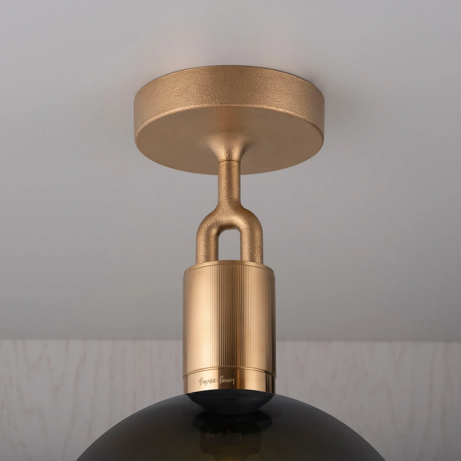 Buster + Punch Forked Laiton/fumé 20cm 5 Buster + Punch Forked Laiton/fumé 20cm – Image 3