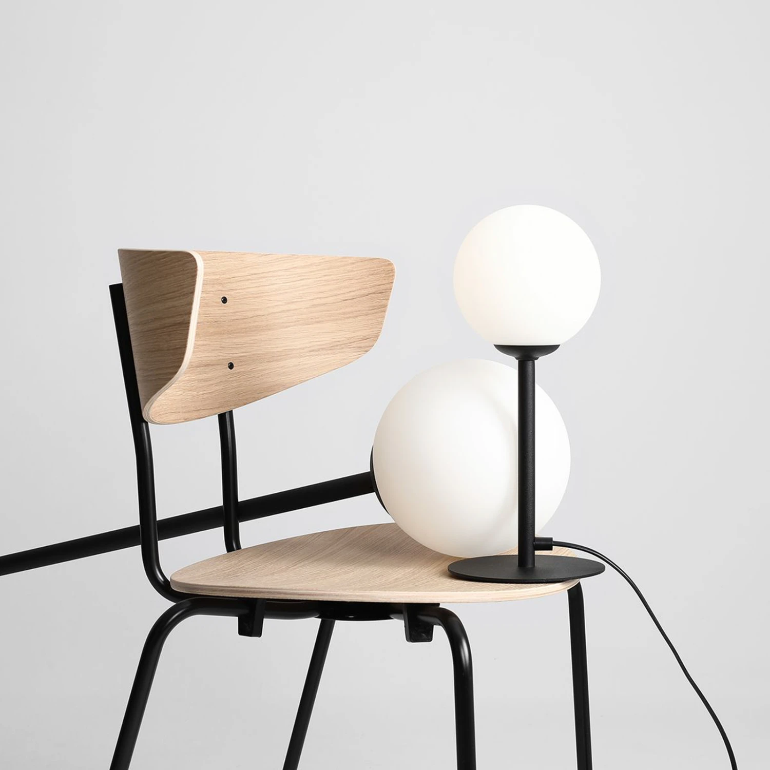 Lampe à Poser Joel, Métal Et Verre, Noire/blanche 4 Lampe à Poser Joel, Métal Et Verre, Noire/blanche – Image 2