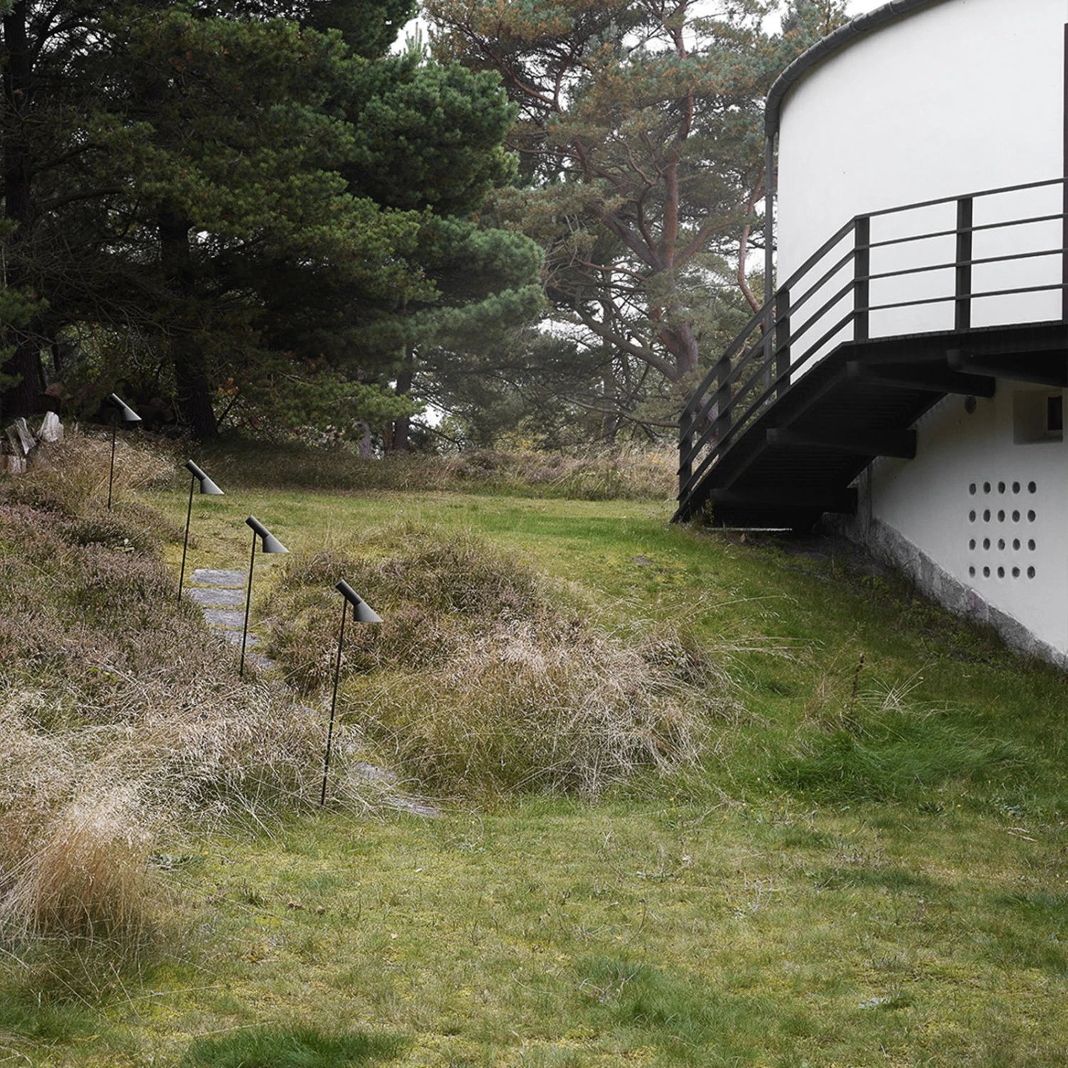 Louis Poulsen AJ Garden Hauteur 95 cm Plaque 827 8 Louis Poulsen AJ Garden Hauteur 95 cm Plaque 827 – Image 6