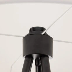 Lampadaire Corralee En Noir Et Blanc -Sélectionnez Les Magasins D'Éclairage 1573124 7