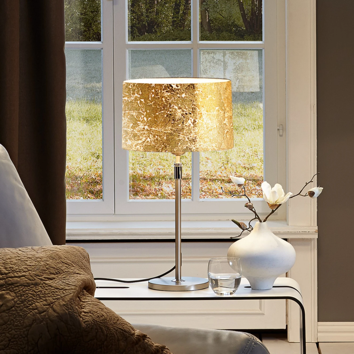 Lampe Table Alea Loop Recouvert à La Feuille D'or 4 Lampe Table Alea Loop Recouvert à La Feuille D'or – Image 2