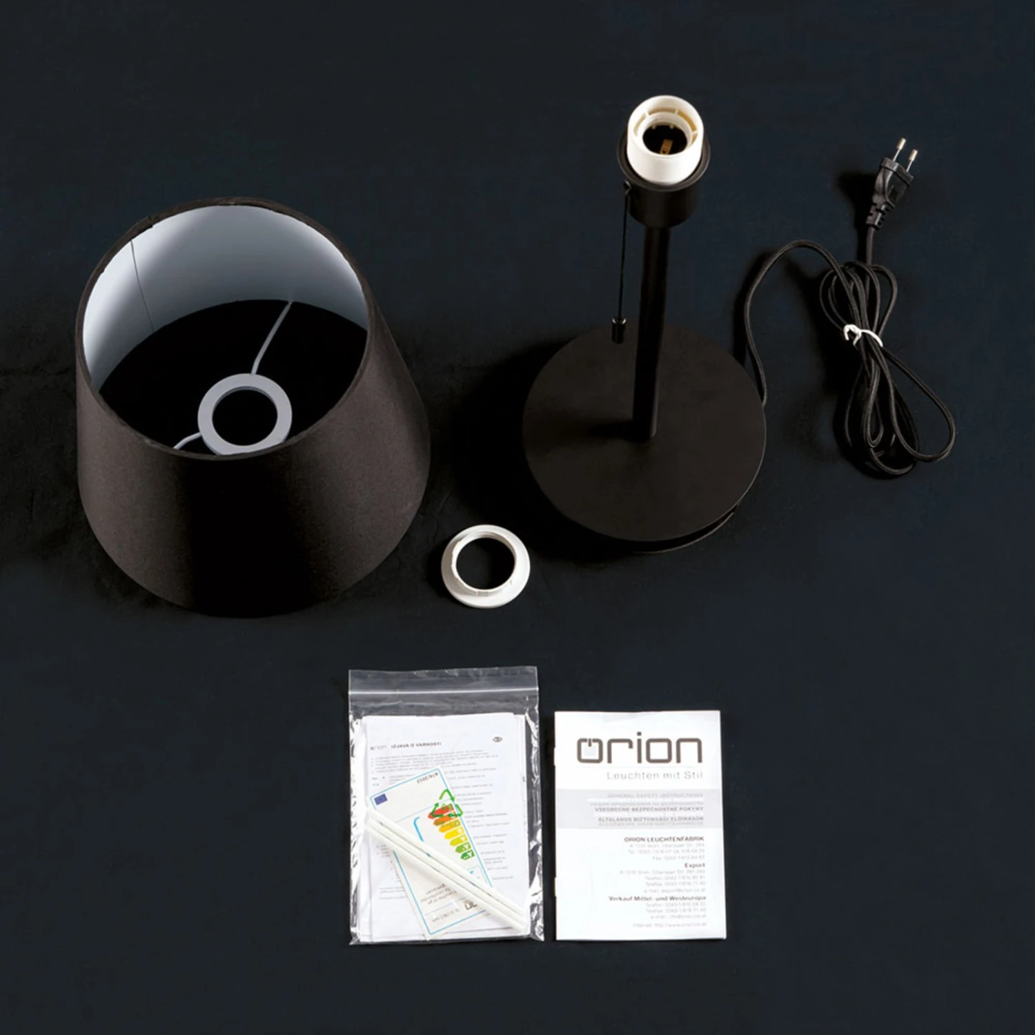 Lampe à Poser Ludwig Avec Port USB, Noire 10 Lampe à Poser Ludwig Avec Port USB, Noire – Image 8