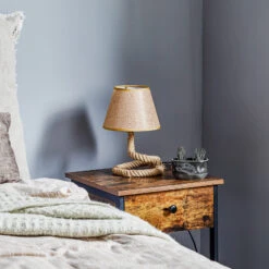 Lampe à Poser Mauli En Corde Et Tissu 13 Lampe à Poser Mauli En Corde Et Tissu -Sélectionnez Les Magasins D'Éclairage 8603239 2