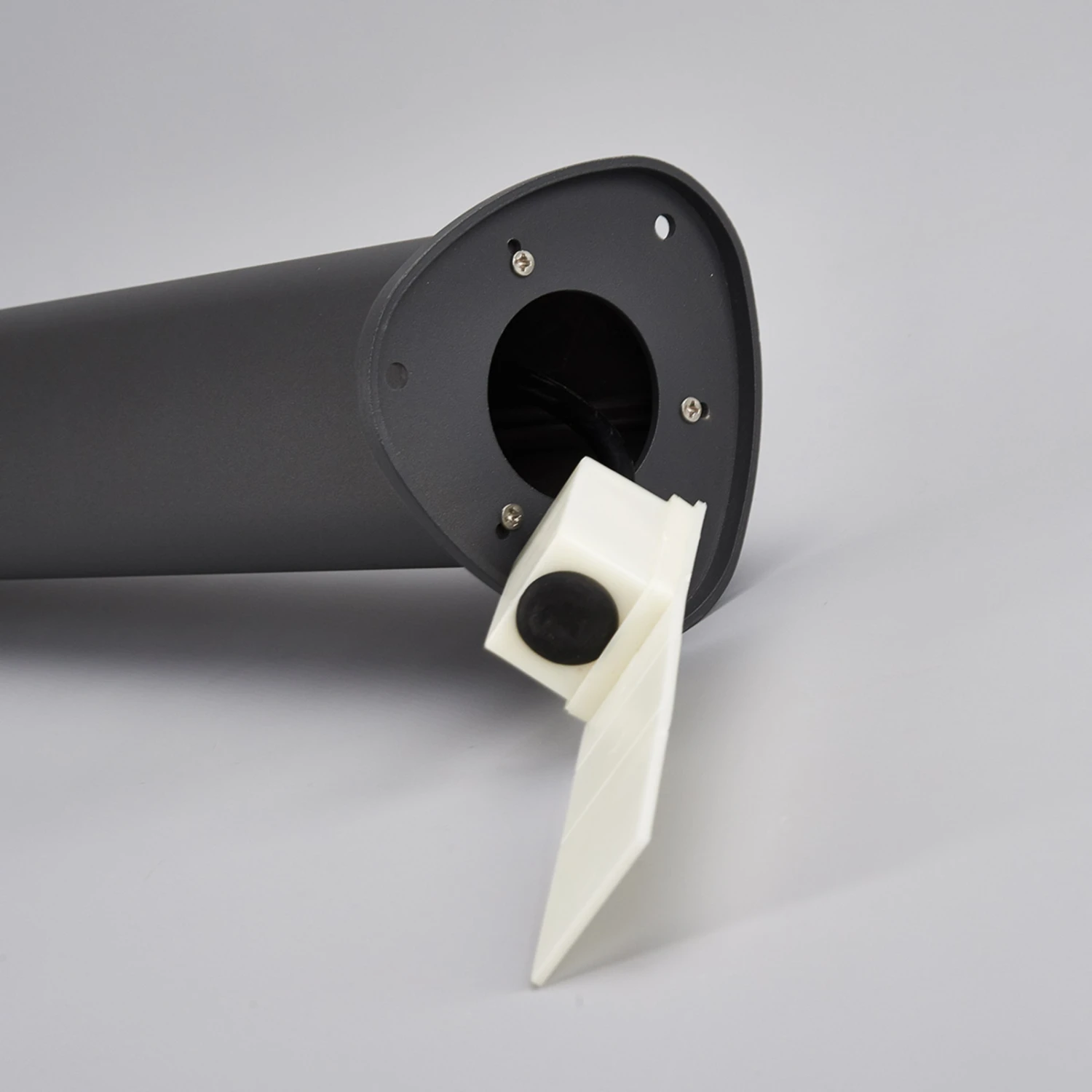 Lucande Borne Lumineuse LED Milou En Aluminium 11 Lucande Borne Lumineuse LED Milou En Aluminium – Image 9