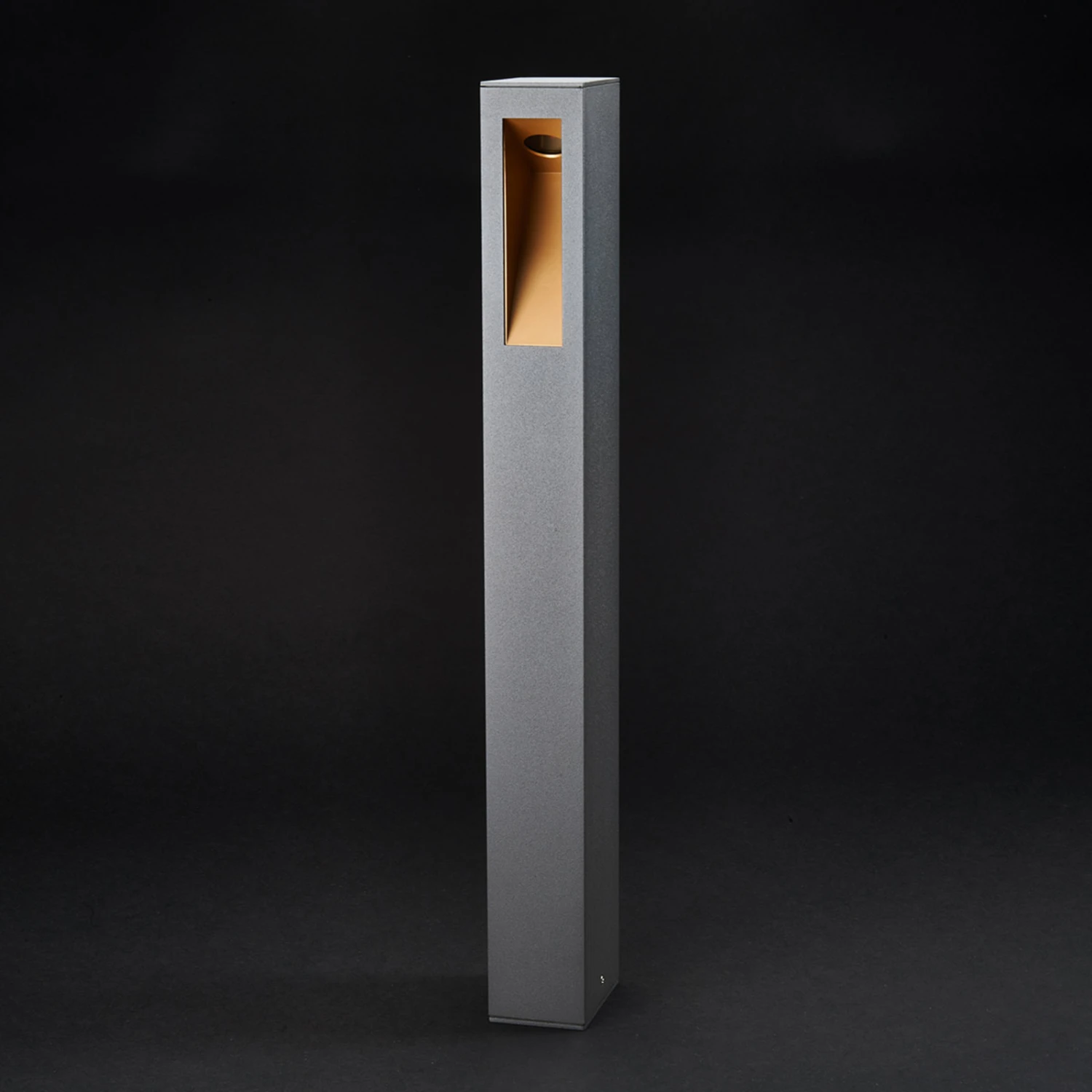 Lucande Borne Lumineuse LED Jenke Rectiligne 5 Lucande Borne Lumineuse LED Jenke Rectiligne – Image 3