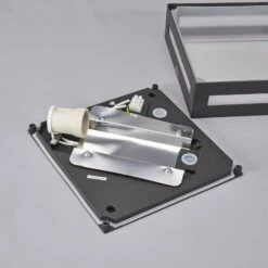 Lucande Plafonnier D'extérieur Carré Nerea 17 Lucande Plafonnier D'extérieur Carré Nerea -Sélectionnez Les Magasins D'Éclairage 9618030 7