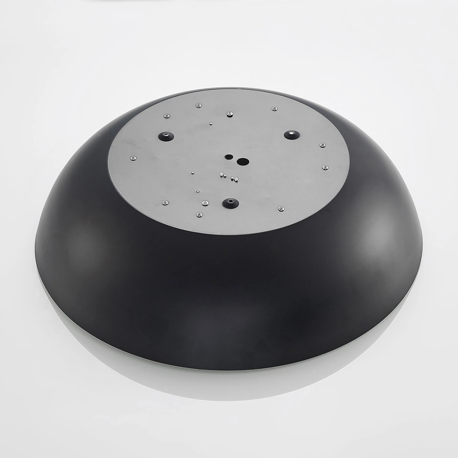 Lindby Juliven Plafonnier LED, Noir-doré 10 Lindby Juliven Plafonnier LED, Noir-doré – Image 8