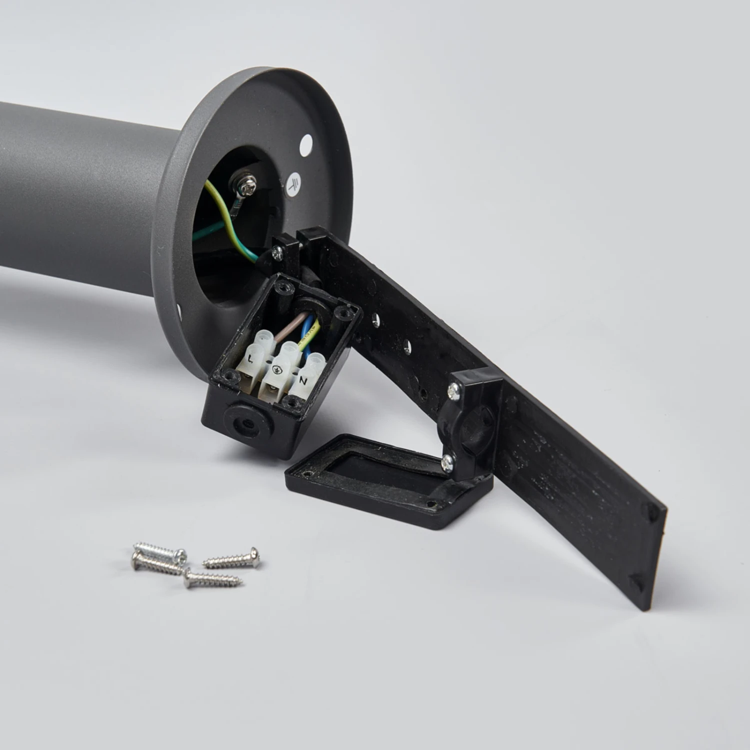 Borne Lumineuse Moderne Djori En Gris Foncé 9 Borne Lumineuse Moderne Djori En Gris Foncé – Image 7